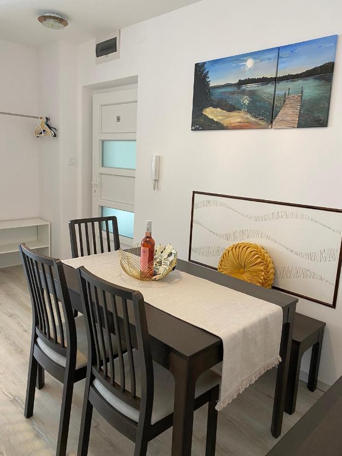 Moonshine Szeged Apartment Bagian luar foto
