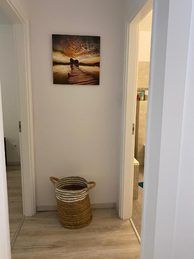 Moonshine Szeged Apartment Bagian luar foto