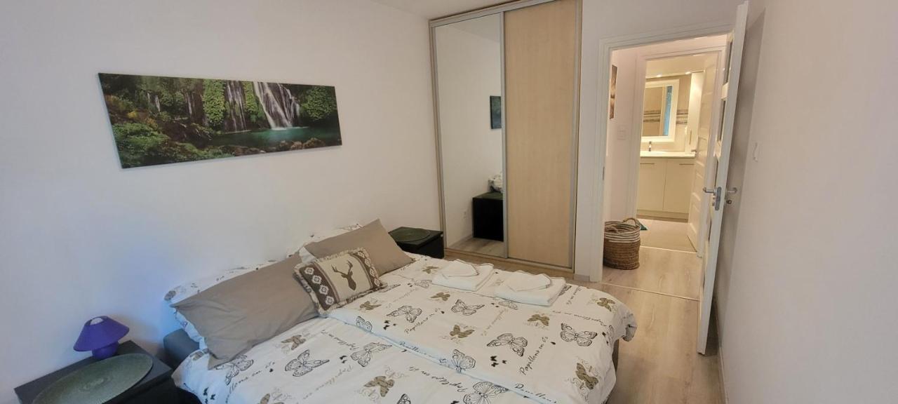 Moonshine Szeged Apartment Bagian luar foto